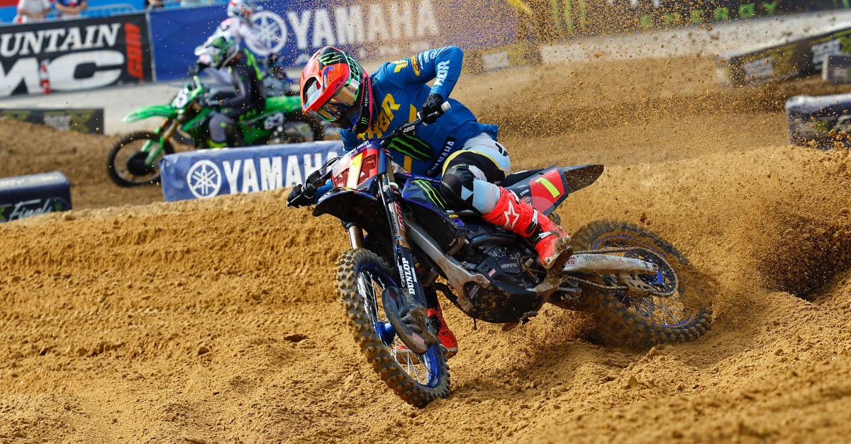 SuperMotocross racing action from Texas Motor Speedway